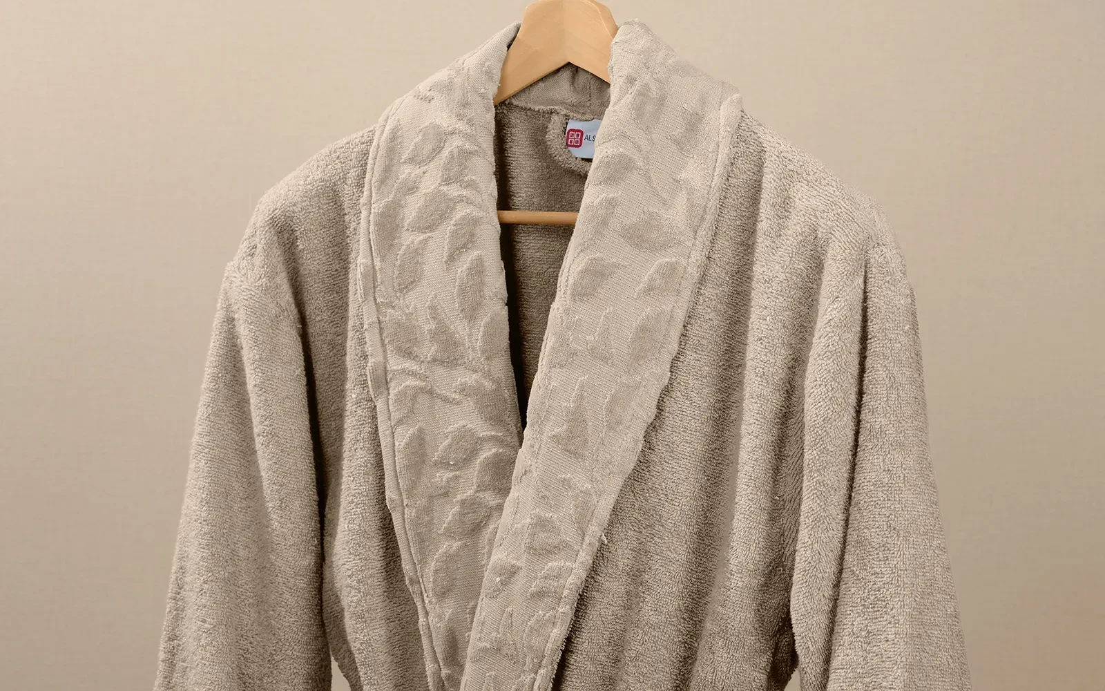 Al Saad Home Unisex Cotton Elite Velvet Jacquard Luxury Bathrobe Set 6 PCS - Off White & Beige