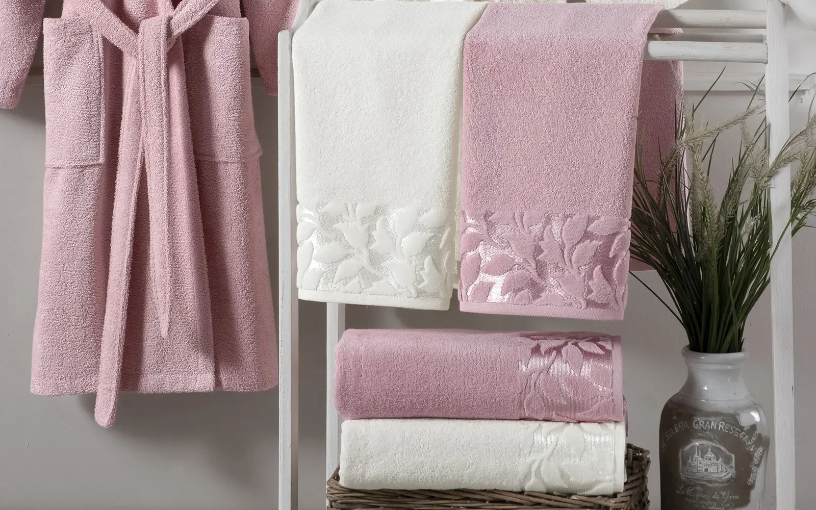 Al Saad Home Unisex Cotton Elite Velvet Jacquard Luxury Bathrobe Set 6 PCS - Off White & Pink