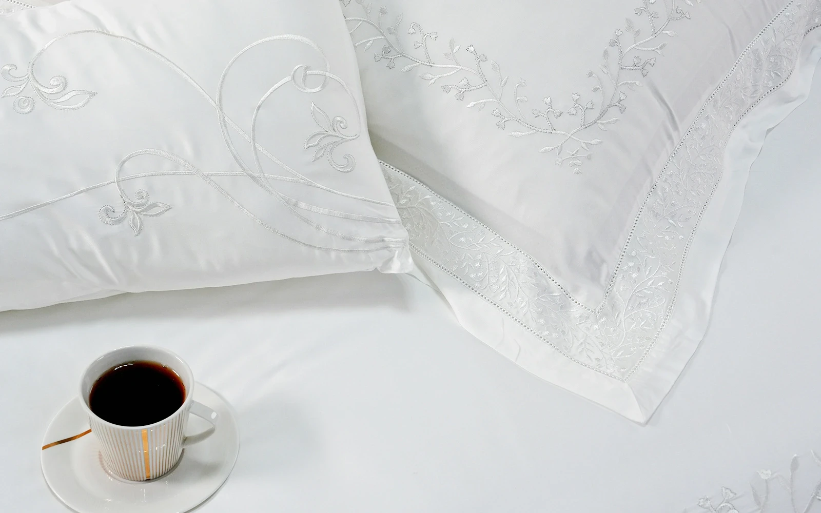Veyron Bamboo Cotton Embroidered Lace Wedding Duvet Cover Set With Filling Box 9 PCS - King Off White