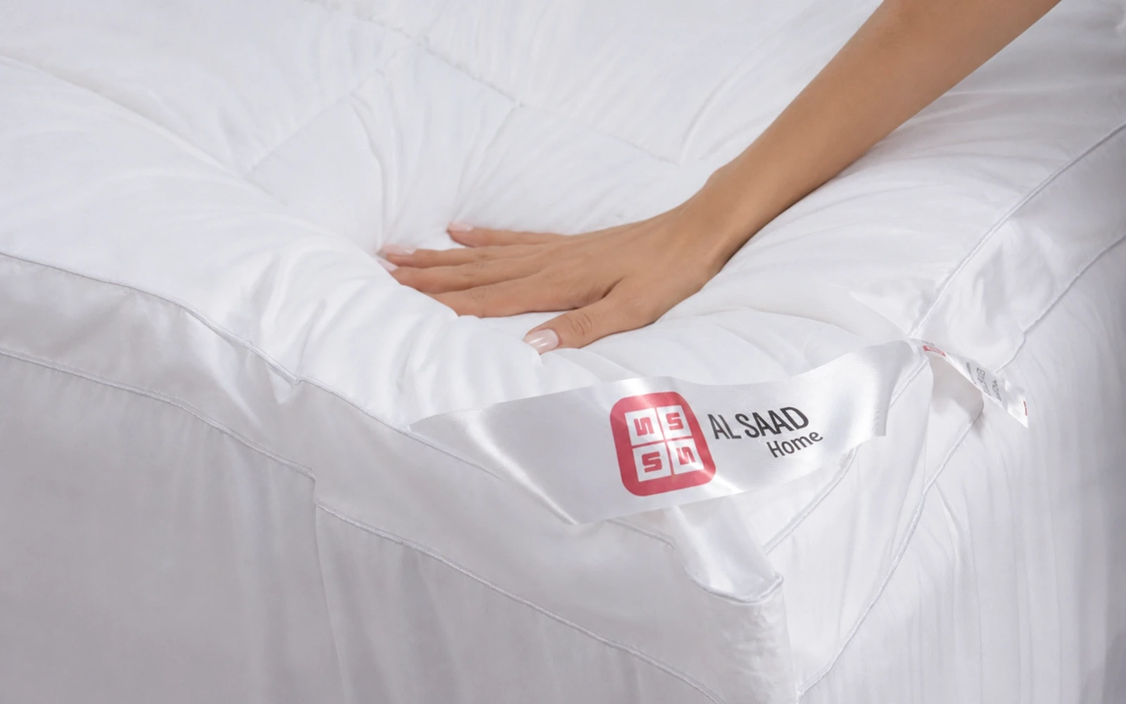 Al Saad Home Cotton Mattress Topper With Fitted sheet - ( 180 X 200 ) cm White