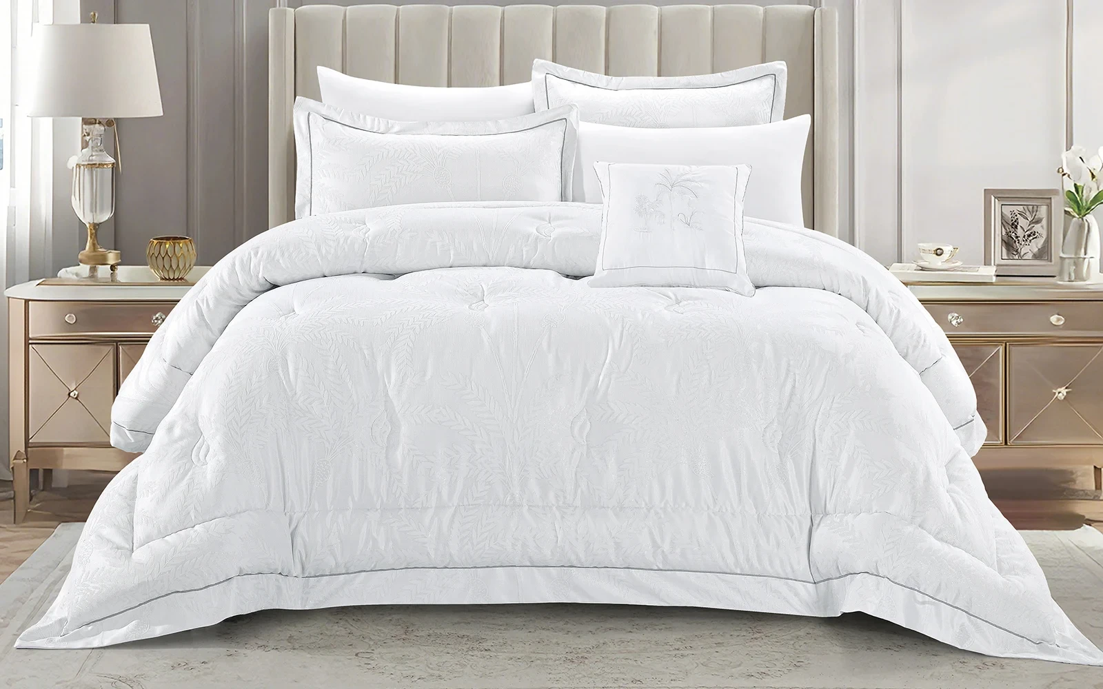 طقم مفرش لحاف جاكارد بالما 7 قطع - نفرين أبيض