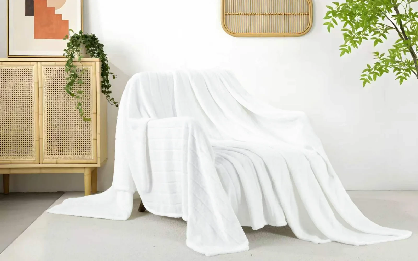 Al Saad Home Stripe Flannel Blanket - Single White