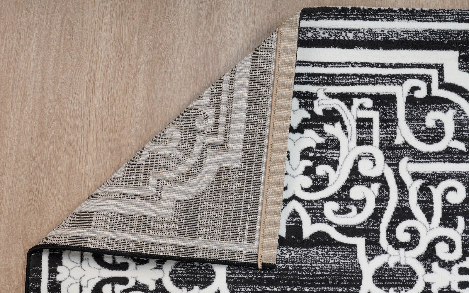 Soft Premium Carpet - ( 100 X 300 ) Black & Cream