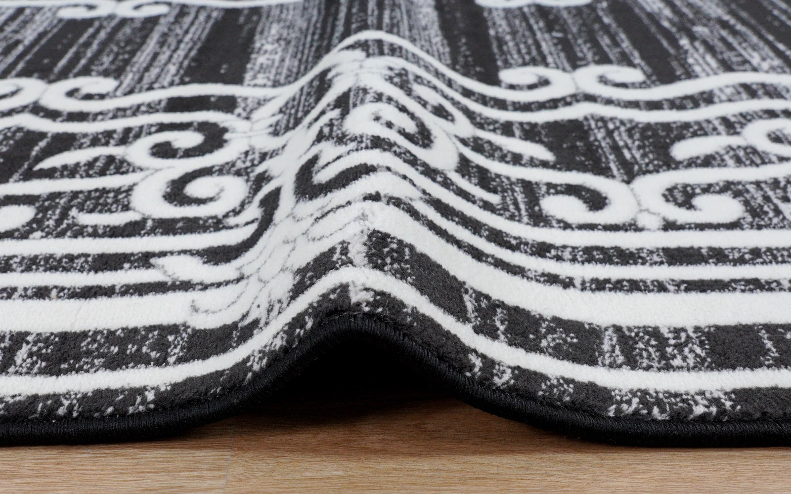 Soft Premium Carpet - ( 100 X 300 ) Black & Cream