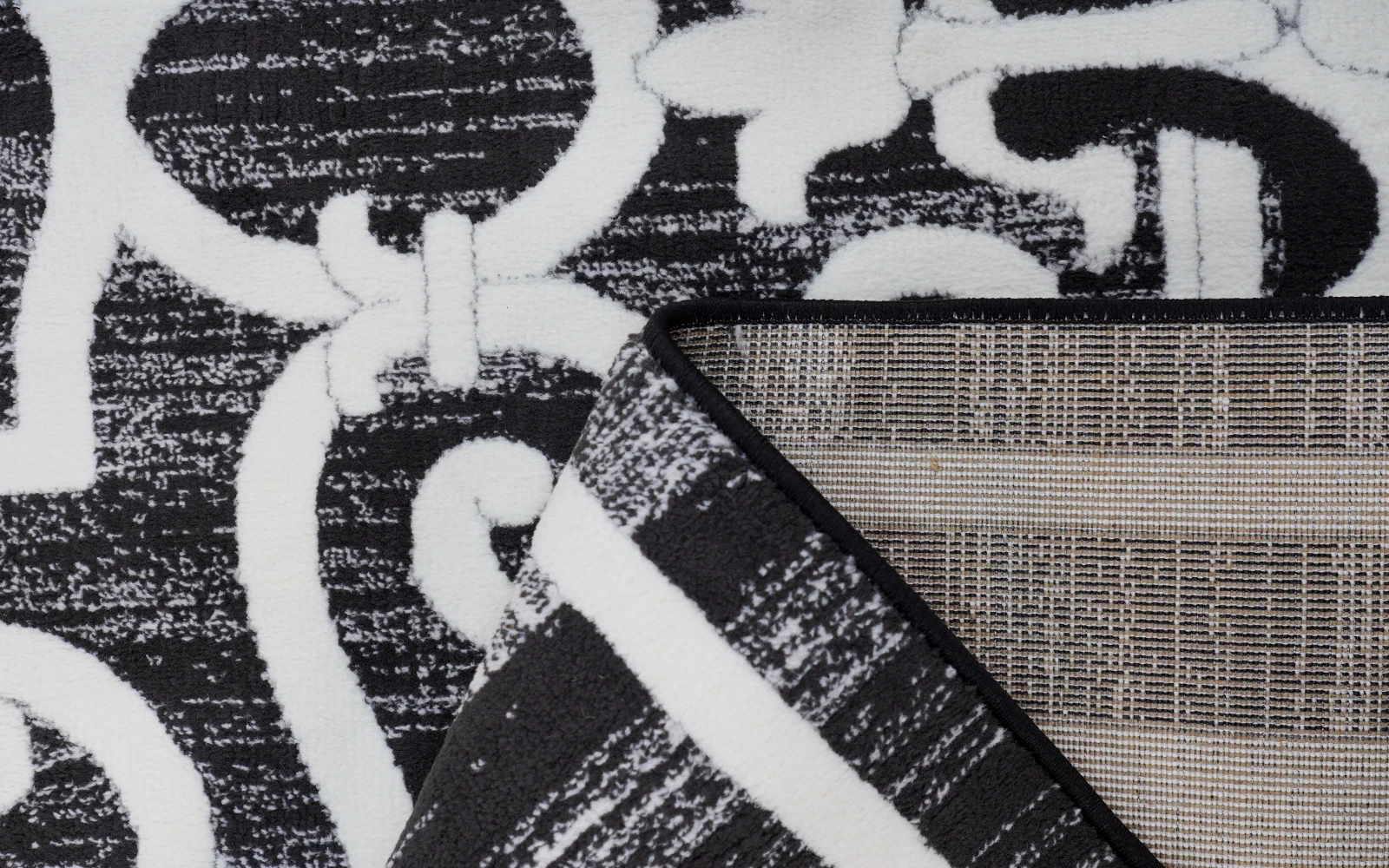 Soft Premium Carpet - ( 150 X 220 ) Black & Cream