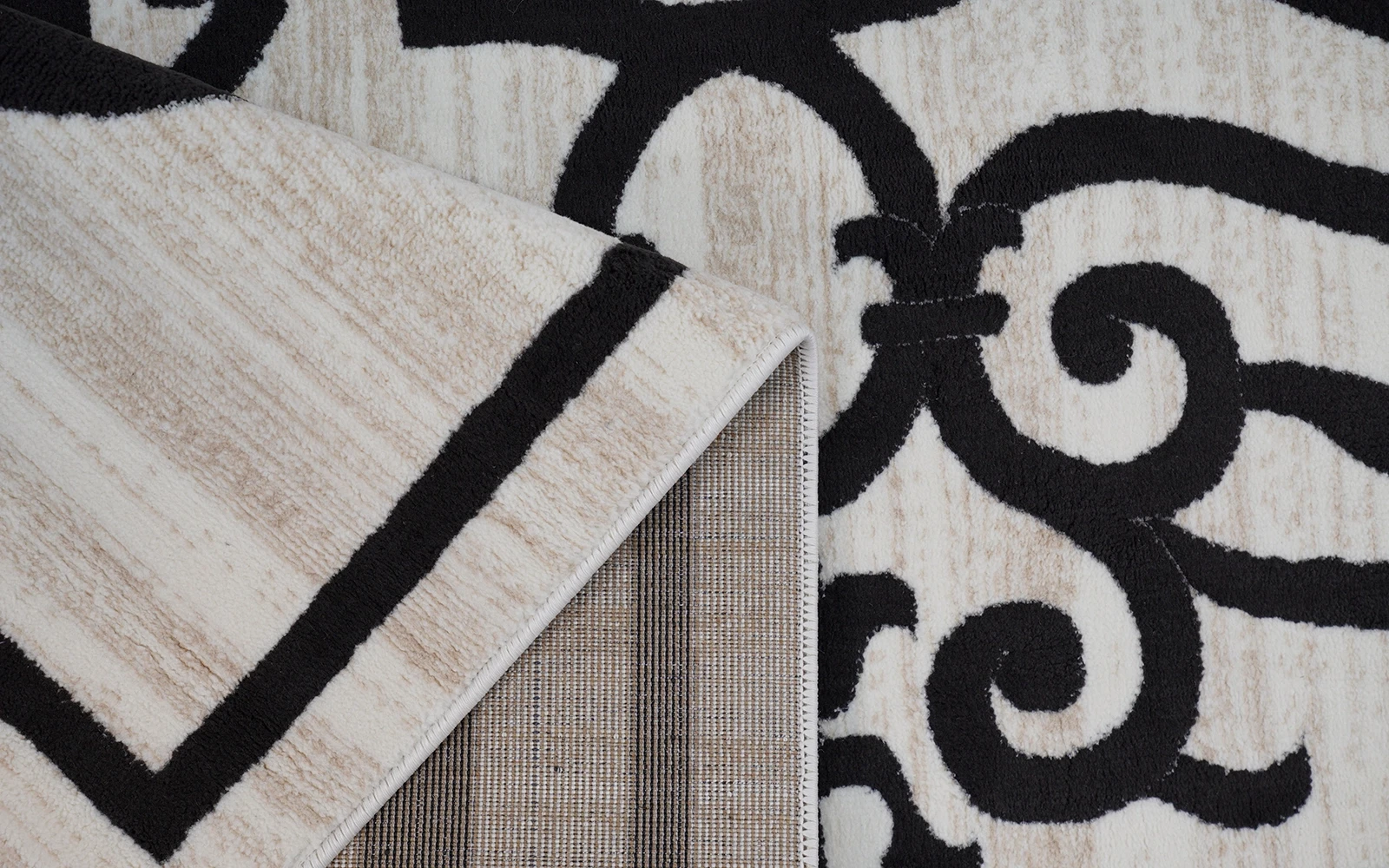 Soft Premium Carpet - ( 150 X 220 ) Cream & Black