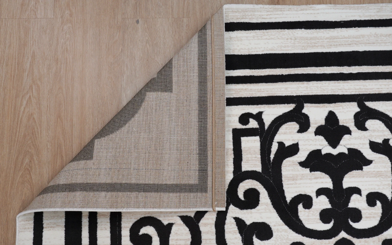 Soft Premium Carpet - ( 200 X 290 ) Cream & Black