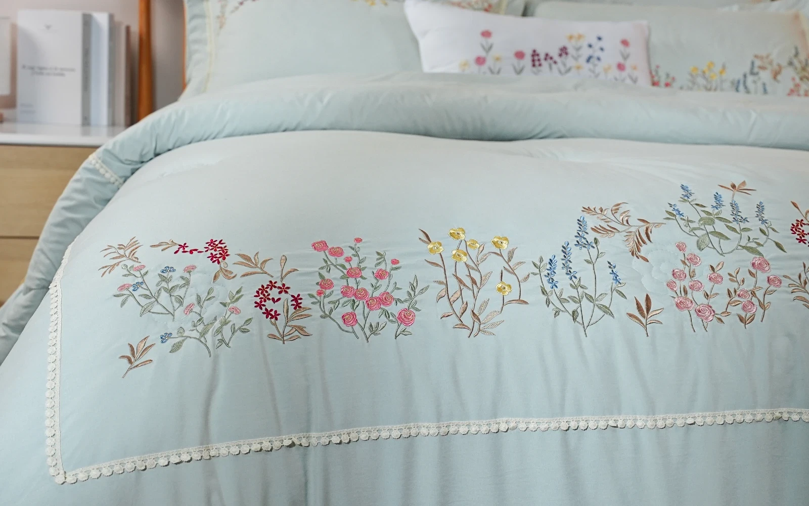 Grand Embroidered Comforter Bedding Set 7 Pcs - King Turquoise