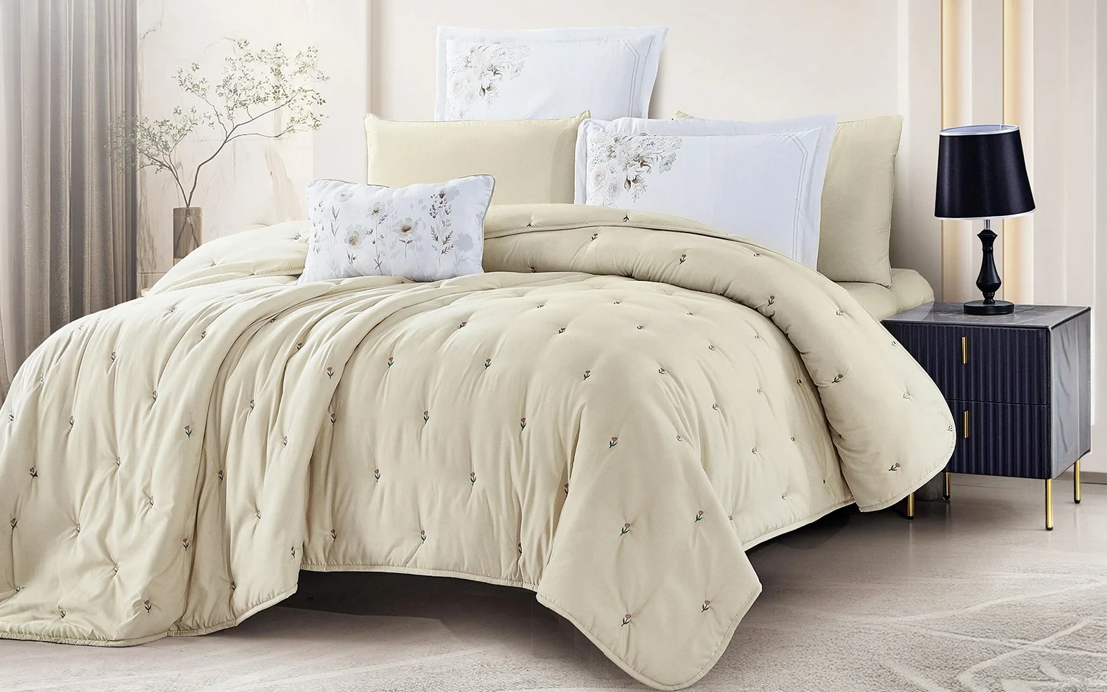 طقم مفرش لحاف مطرز ريستيفول 4 قطع - نفر بيج