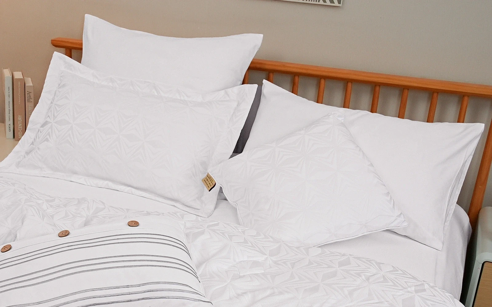 Nova Nest Jacquard Comforter Bedding Set 8 PCS - King White