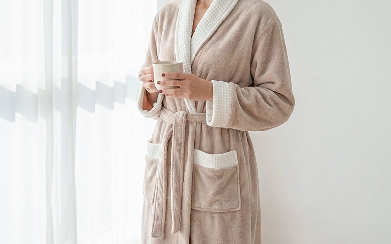Al Saad Home Spa Package (2 Bathrobes + 12 Coral Fleece Waffle Towels + Baby Hooded Towel) 15 PCS