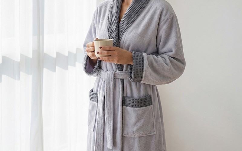 Al Saad Home Spa Package (2 Bathrobes + 12 Coral Fleece Waffle Towels + Baby Hooded Towel) 15 PCS