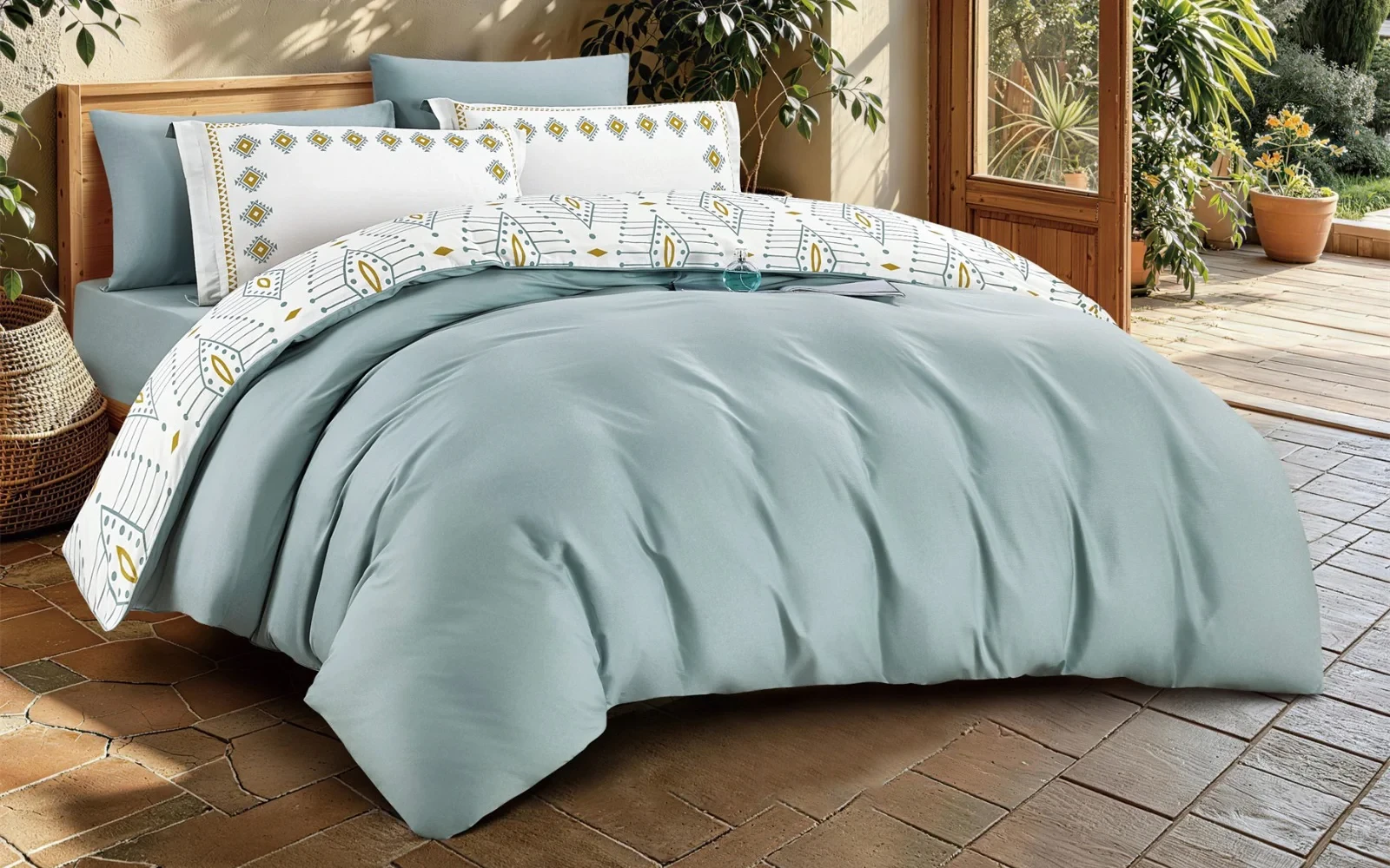 Elara Cotton Printed Double Face Duvet Cover Set Without Filling 4 PCS - Single White