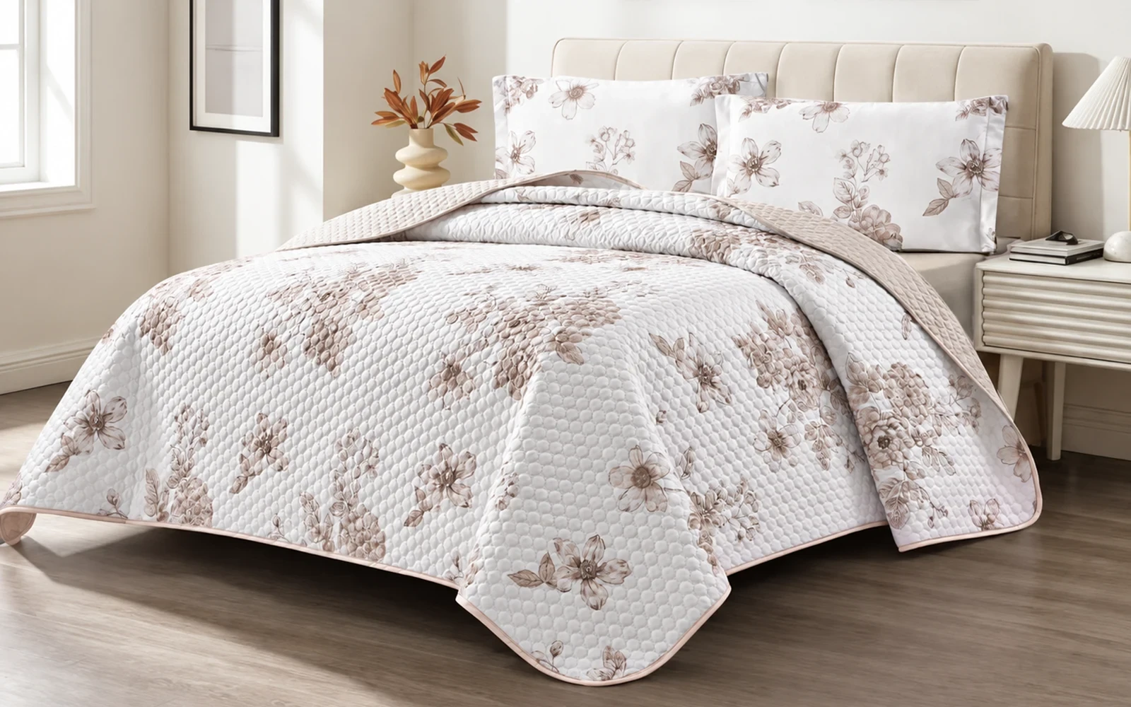 Paris Printed BedSpread Bedding Set 4 PCS - King White & Beige